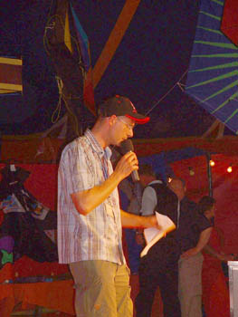 2003_0608_214452AA