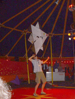 2003_0608_233015AA