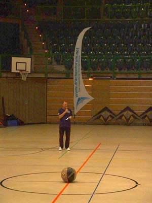 2004_0111_170351AA